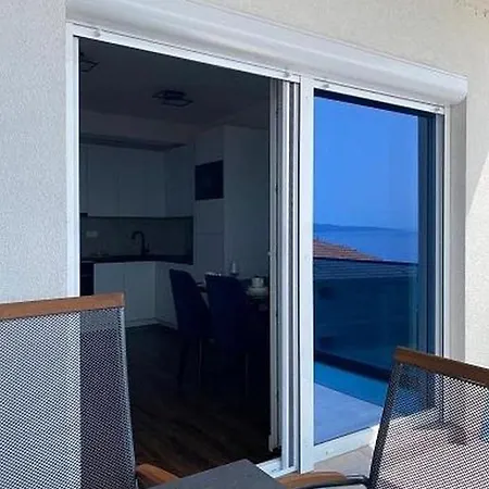 In With Sea View, Balcony, Air Conditioning, Wifi 5118-5 *